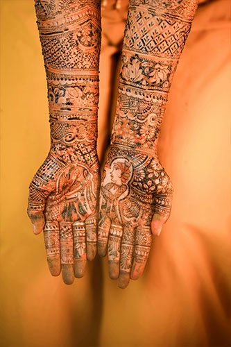 stylish mehndi art
